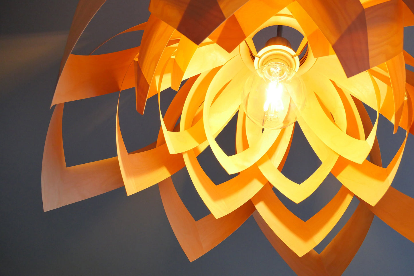 L18B, 70cm Handmade pendant lamp from birch veneer.