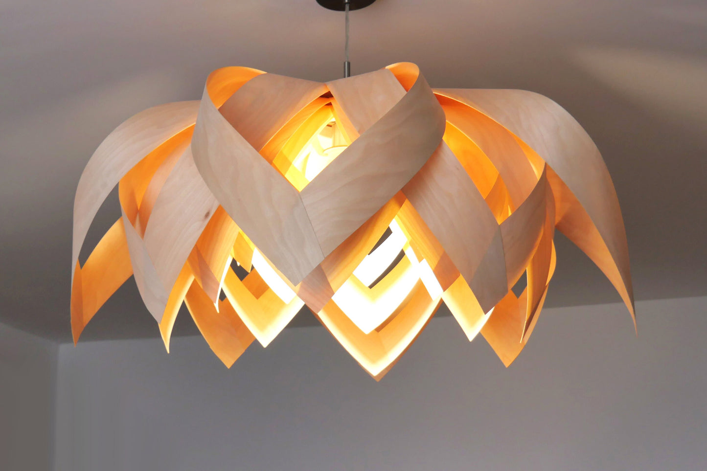 L18B, 90cm Handmade pendant lamp from birch veneer.