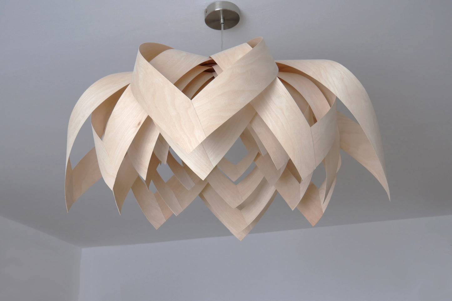 L18B, 90cm Handmade pendant lamp from birch veneer.